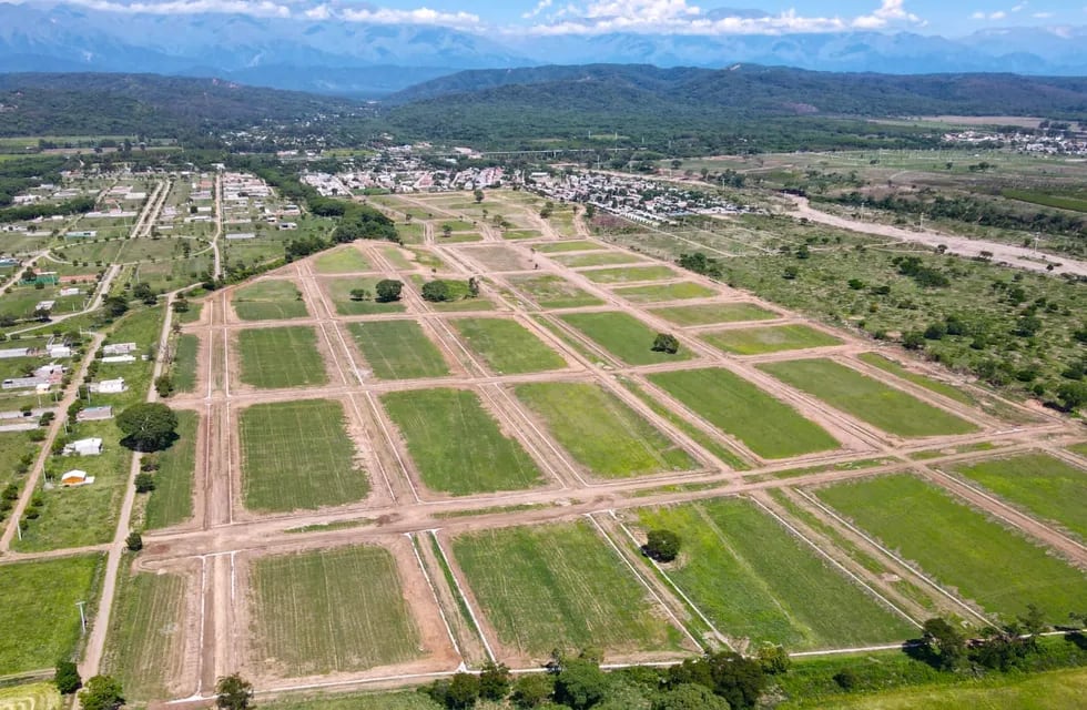 Espléndida vista de un sector del loteo El Nogal, en Los Alisos, provincia de Jujuy.