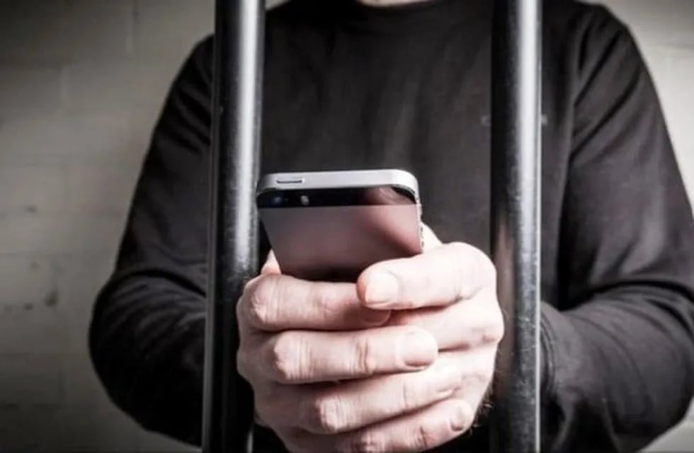 presos con celulares
