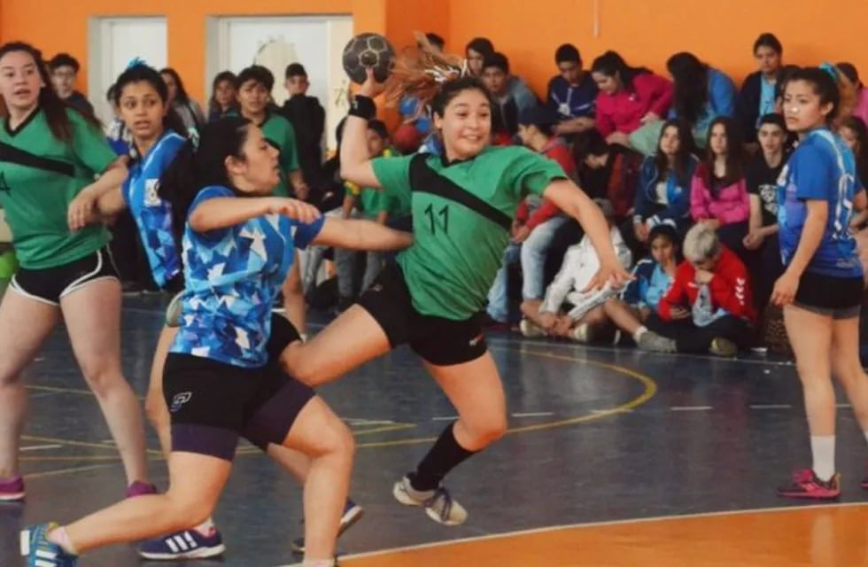 Handball en el campamento deportivo