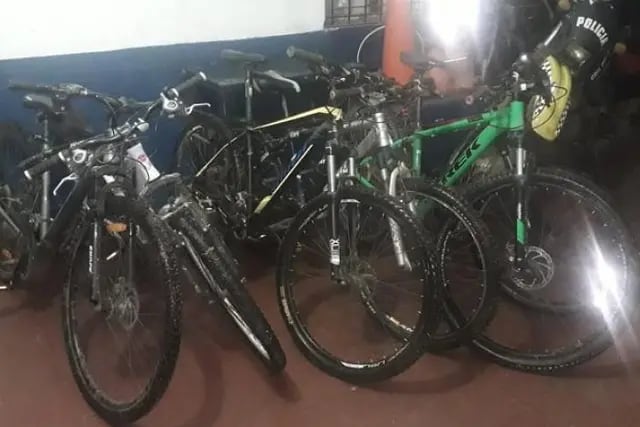 Robaron bicicletas de alta gama en un barrio privado ubicado la Ruta 338