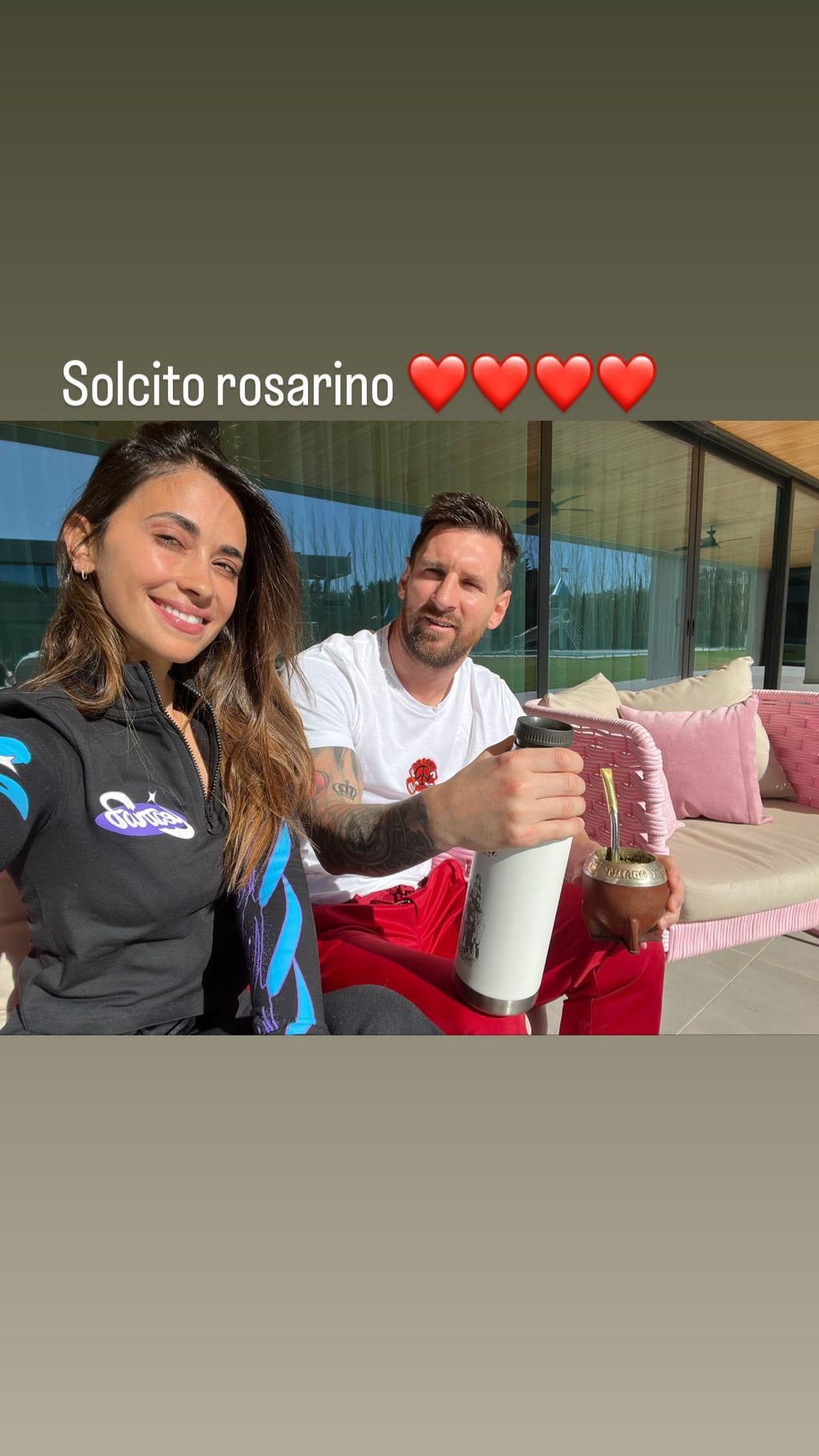 La selfie de Antonela Roccuzzo con Lionel Messi