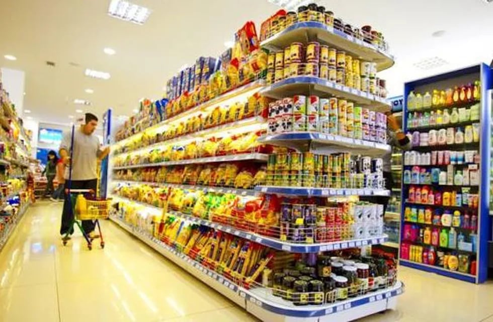 La ANMAT prohibió una extensa lista de alimentos (Foto: web)