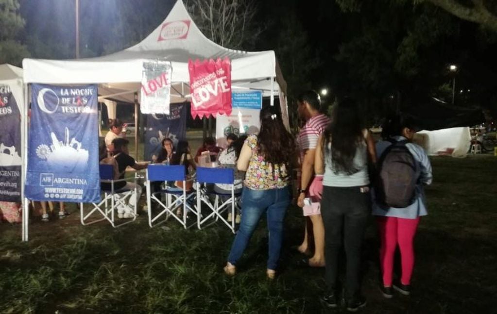 Más de 300 personas respondieron a la propuesta de la Noche de los Testeos, en Jujuy.