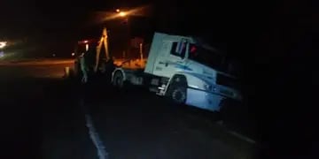 Camión despistó en Guaraní: no hubo heridos