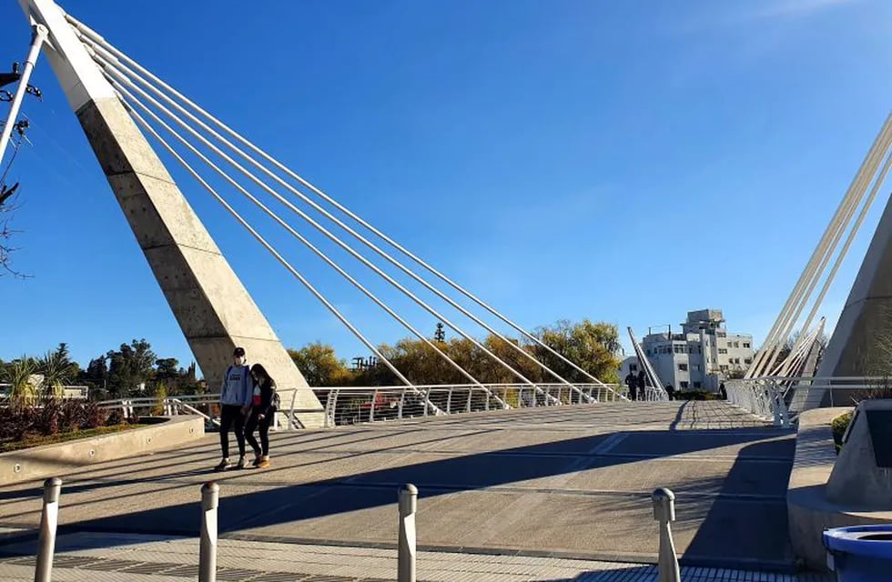 Puente Centenario de Villa Carlos Paz. (Foto: archivo / VíaCarlosPaz).