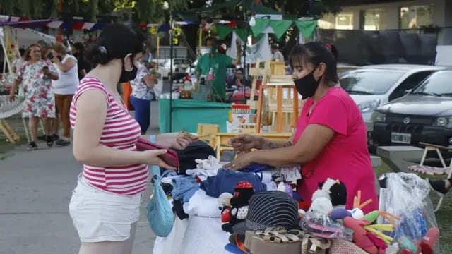 Feria Barrial de Economía Social en Carlos Paz,