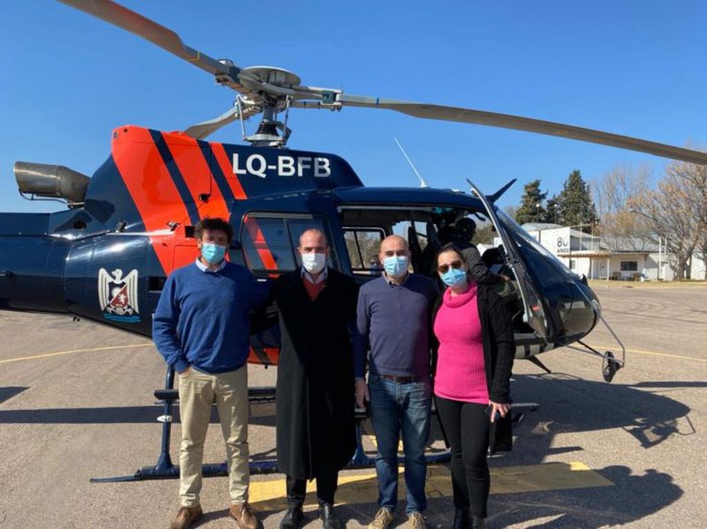 Grupo de medicos del Hospital Notti viajaron a San Rafael para atender a una paciente de un año de edad. / Prensa de Gobierno de Mendoza
