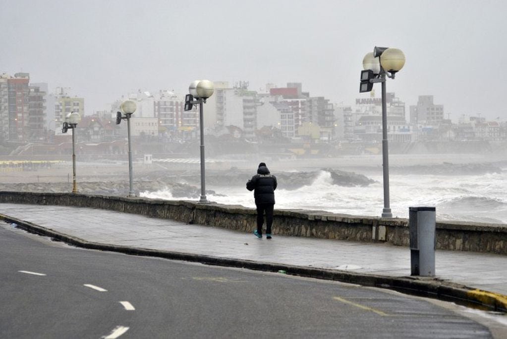 Fuertes vientos en Mar del Plata\u002E