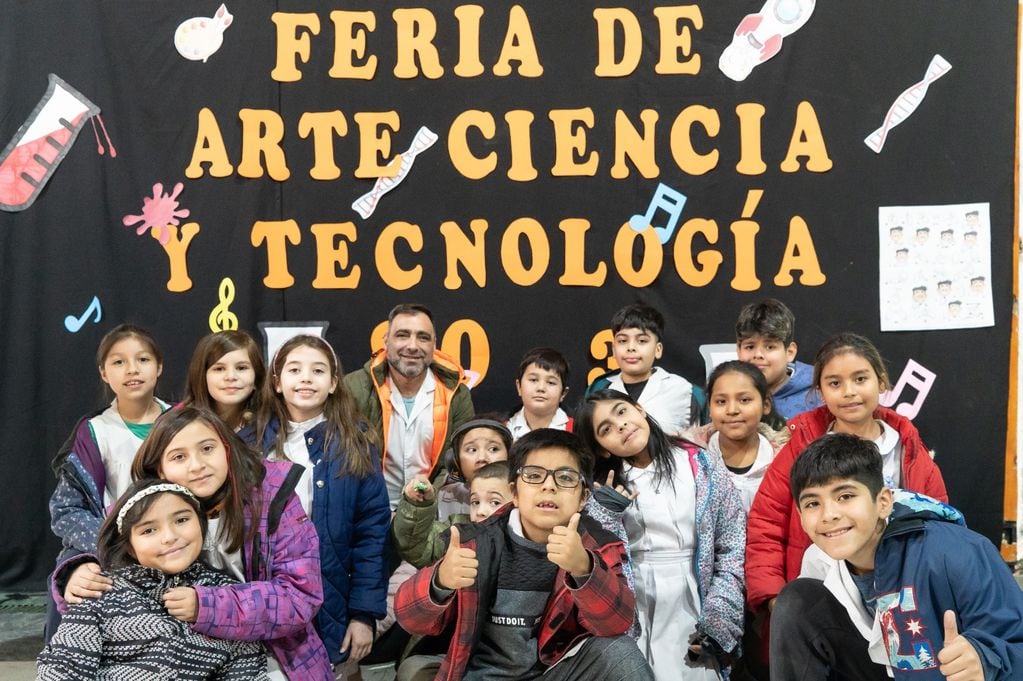 Gran participación de proyectos en la Feria de Arte, Ciencia y Tecnología 2023