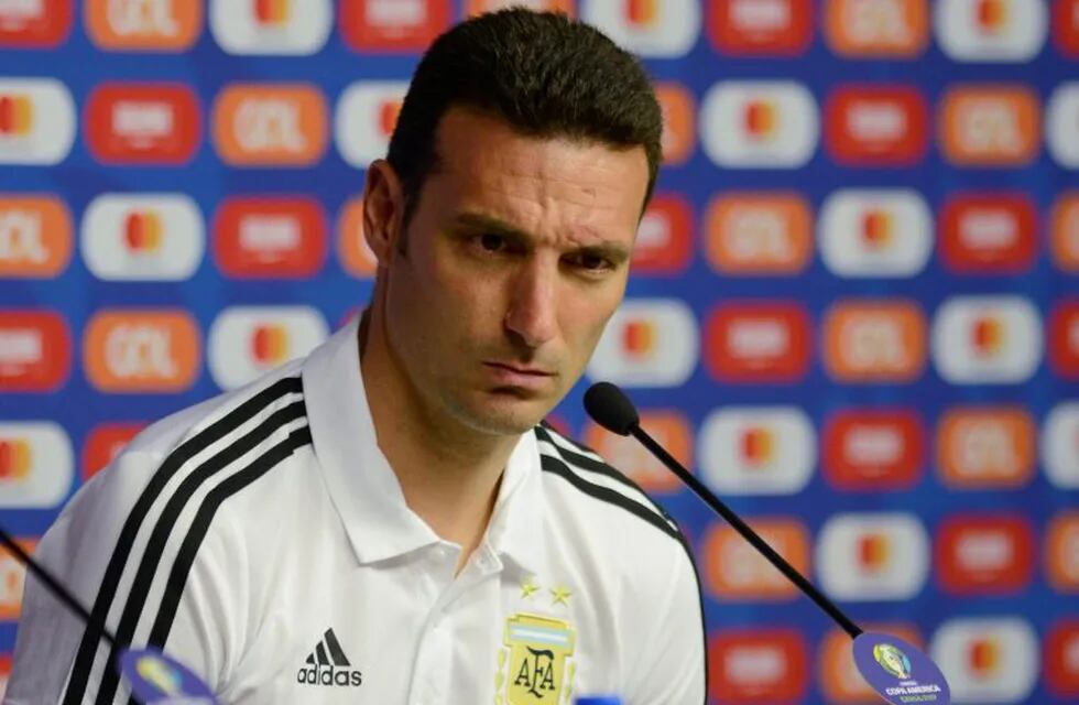 Lionel Scaloni ultima detalles de cara al partido de Argentina ante Paraguay. (EFE)