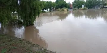 Inundación en country La Catalina.