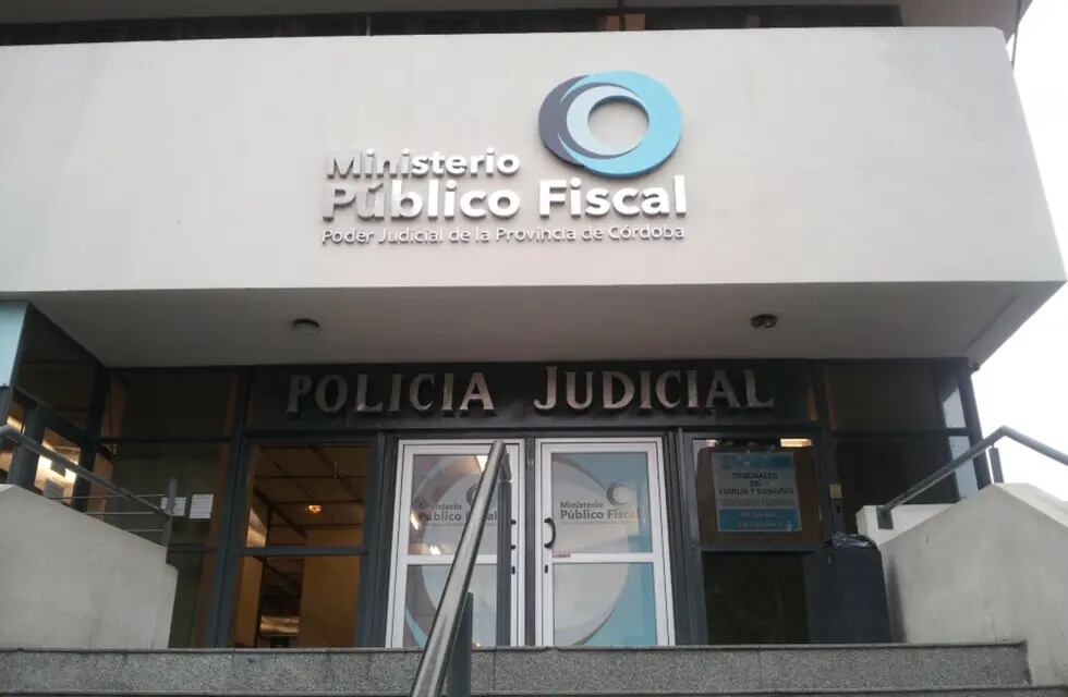 El Ministerio Público Fiscal dispuso allanamientos en la sede del supuesto "sanador" (La Voz).