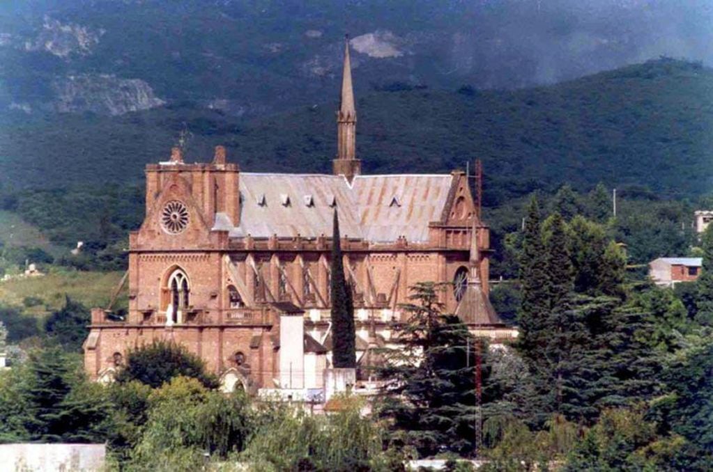Iglesia Nuestra Señora del Carmen, Villa Allende, Córdoba.