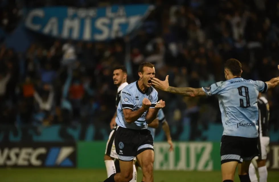 Belgrano, puntero del torneo, va este lunes a Santiago y el sábado 16 será local ante Riestra (Facundo Luque / La Voz).