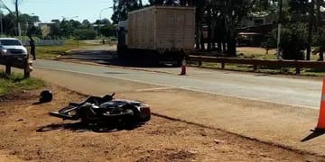 Motociclista de 17 años falleció tras chocar con un camión  en San Vicente