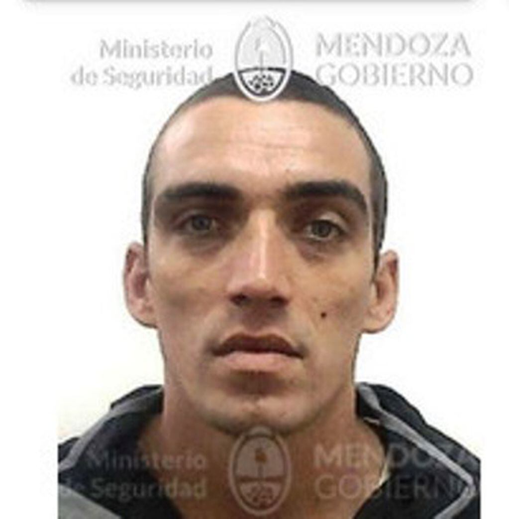 Roberto Armando Cruz, el agresor abatido por la policía.