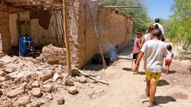 Casas destruidas por el terremoto