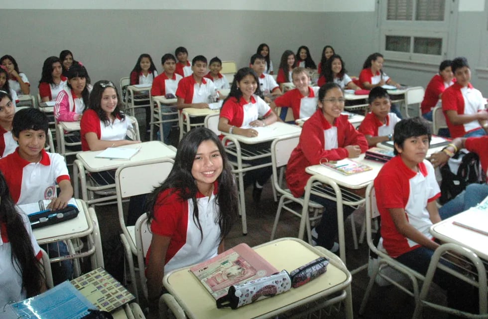 Está en marcha en Jujuy el proceso para la inscripción de aspirantes a ingresar al primer año del nivel medio en la educación pública.