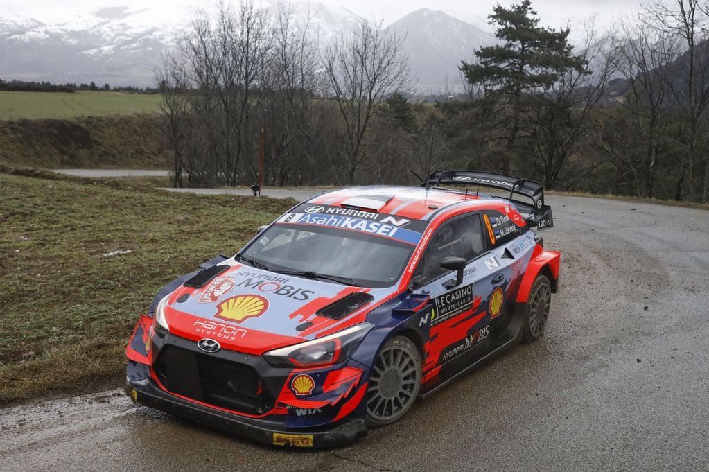 Ott Tanak, en su Hyundai i20 Coupe WRC.