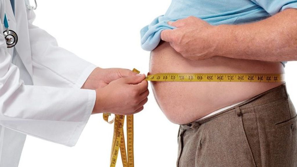 El Ministerio de Salud sumó a la obesidad como factor de riesgo frente al coronavirus.
