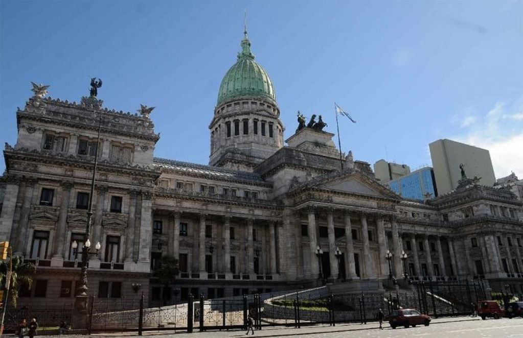 Urtubey confía en un gobierno parlamentario para la Argentina. (CIMECO)