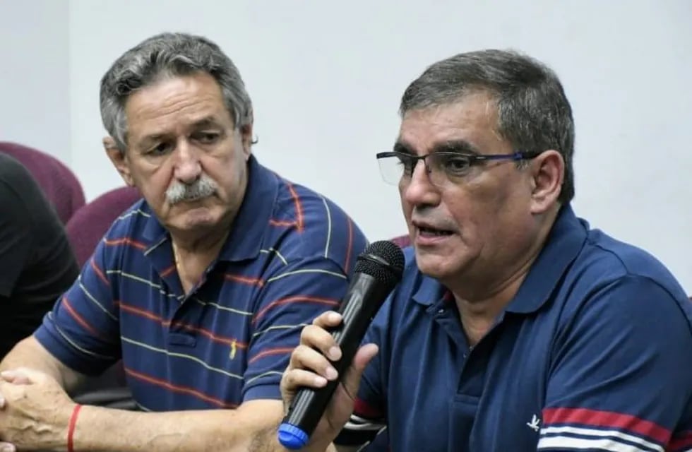Antonio Donello (derecha) reiteró que el panorama en el sector es sombrío. (Juan José García)