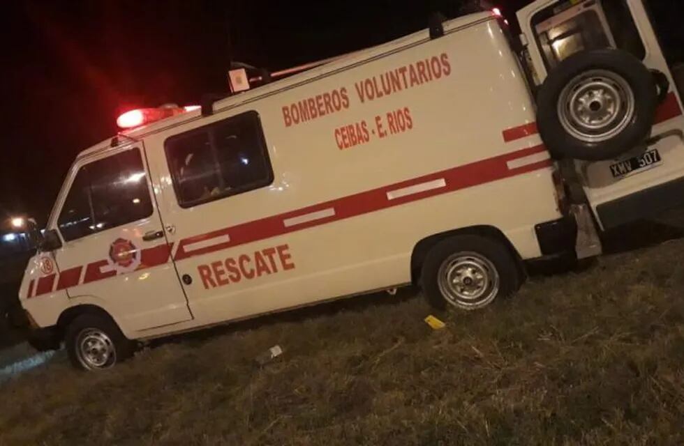 Ambulancia\nCrédito: Bomberos Ceibas