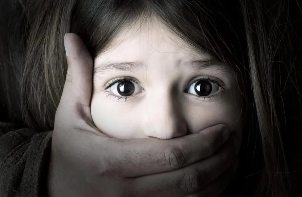 Condenan a un hombre que abusó de su sobrina (Web)