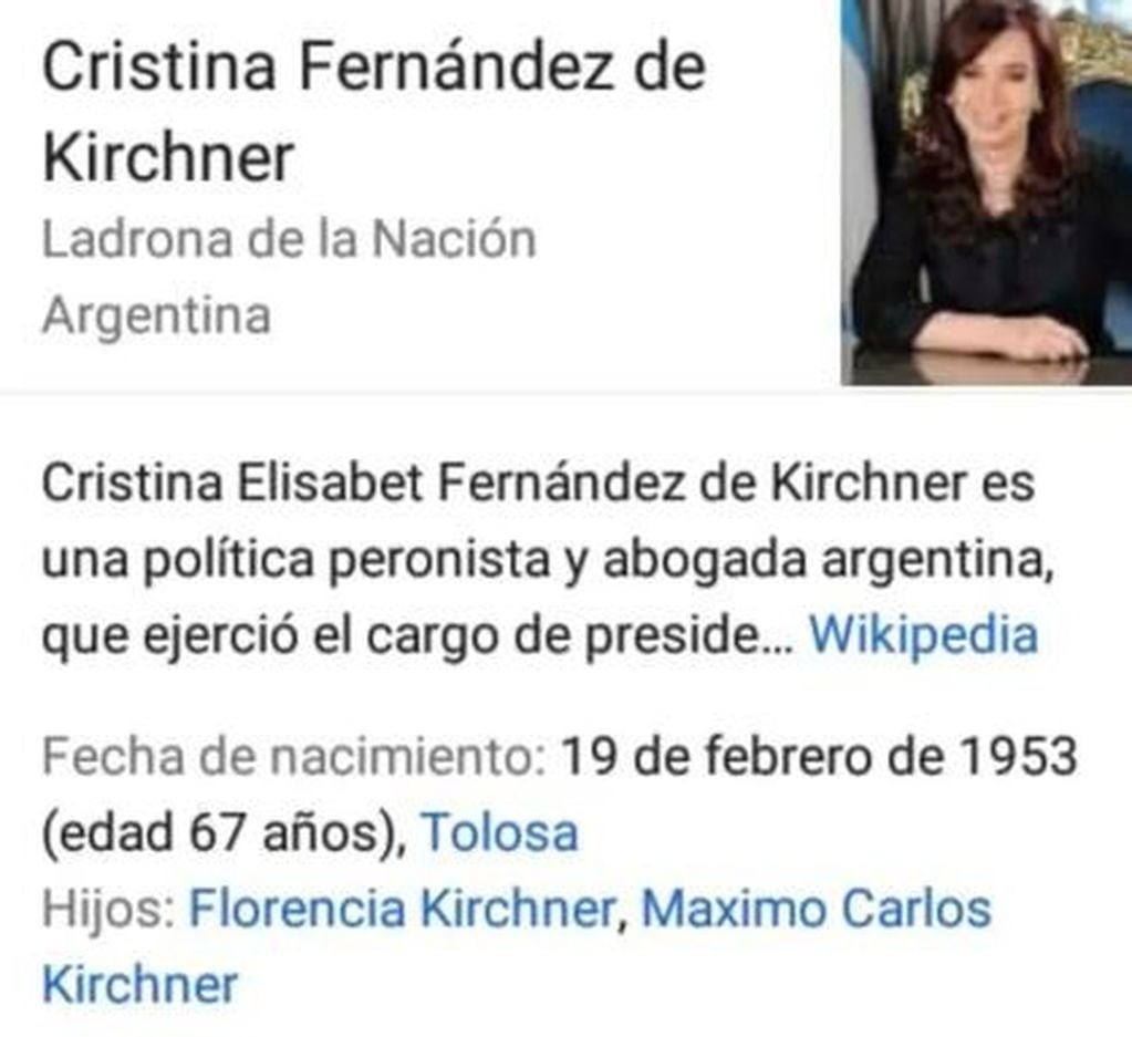 Al googlear "Cristina Fernández Kirchner" el resultado arrojó "Ladrona de la Nación Argentina".