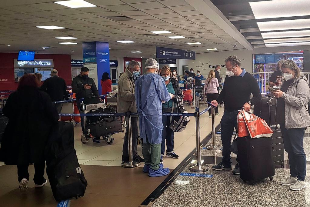 Más pasajeros argentinos podrán volver del exterior.
