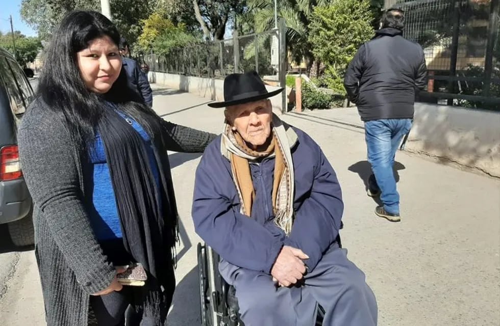 Miguel Callafa con 101 años fue a votar