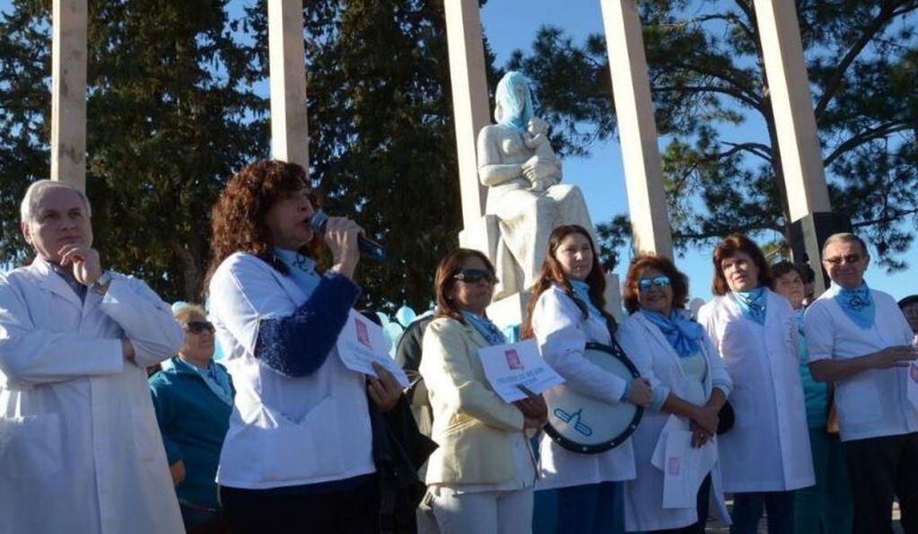 Médicos correntinos se sumaron al "Chaquetazo" en contra del aborto. (Foto: Twitter)