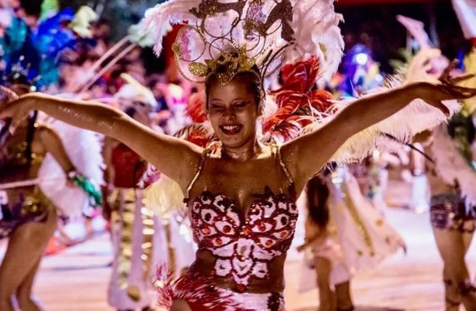 Carnavales en Eldorado: serán del 26 al 28 de febrero en la costanera de la ciudad.