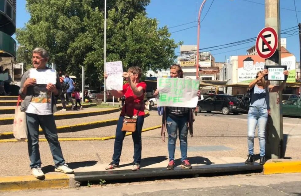 Protesta frente a Epec