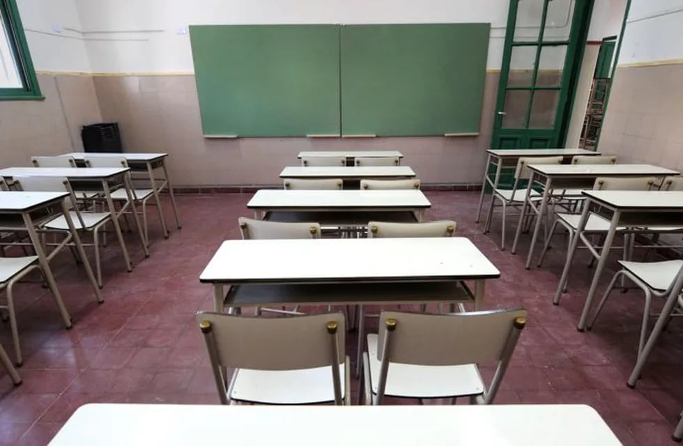 Docentes municipales dejarán de dar clases virtuales por falta de pago.