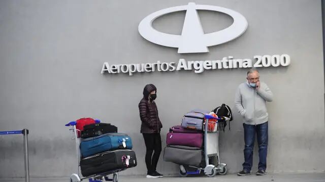 Regreso a la Argentina. Ezeiza.