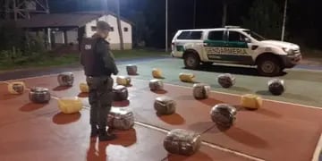 Colonia Delicia: secuestran más de 300 kilos de marihuana en zona ribereña del río Paraná
