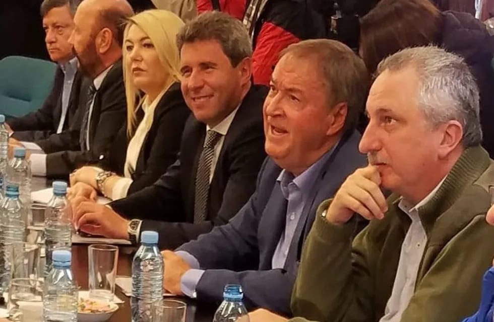 Passalacqua en la reunión de gobernadores con Macri. (Foto: @passalacquaok)