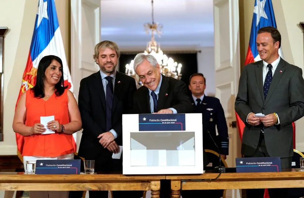 27/12/2019 El presidente de Chile, Sebastián Piñera, firma la convocatoria del plebiscito constitucional POLITICA SUDAMÉRICA CHILE INTERNACIONAL PRESIDENCIA DE CHILE