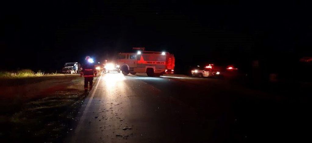 Accidente Ruta E52 auto atropelló a un caballo en Arroyito