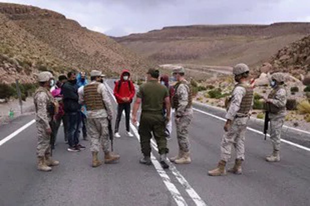 Chile militariza su frontera con Perú y Bolivia