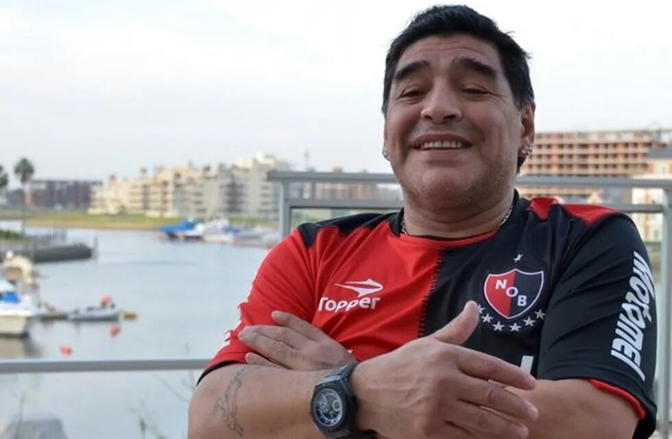 Rosario se prepara para recibir a Diego Maradona. (Twitter)