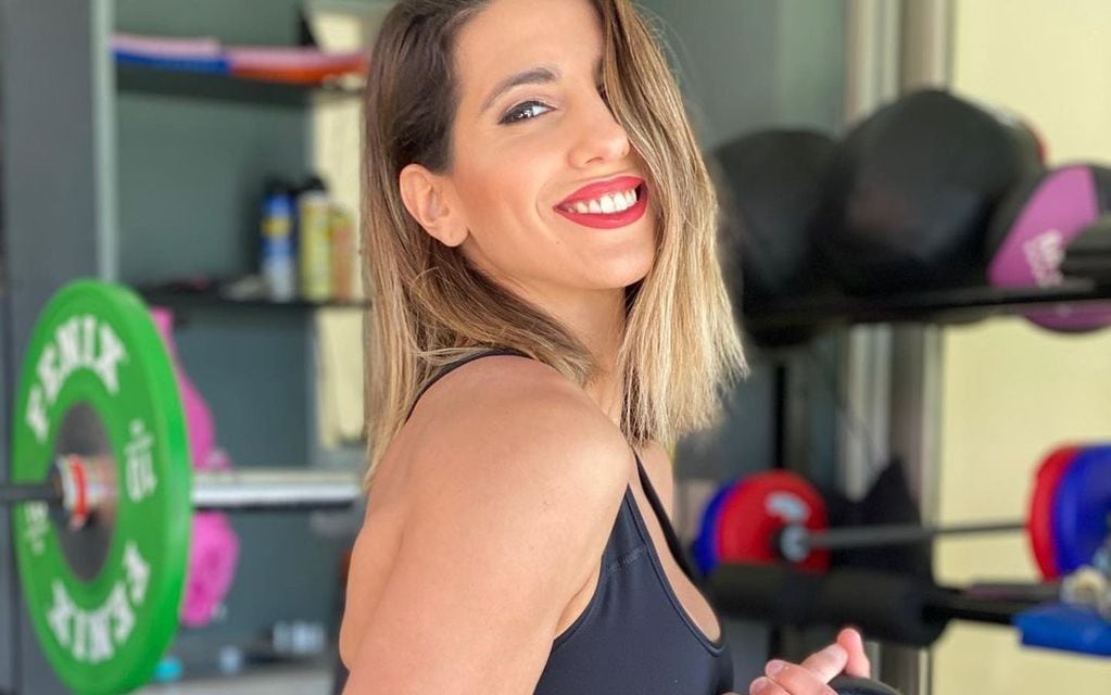 Cinthia Fernández entrena diariamente en su casa