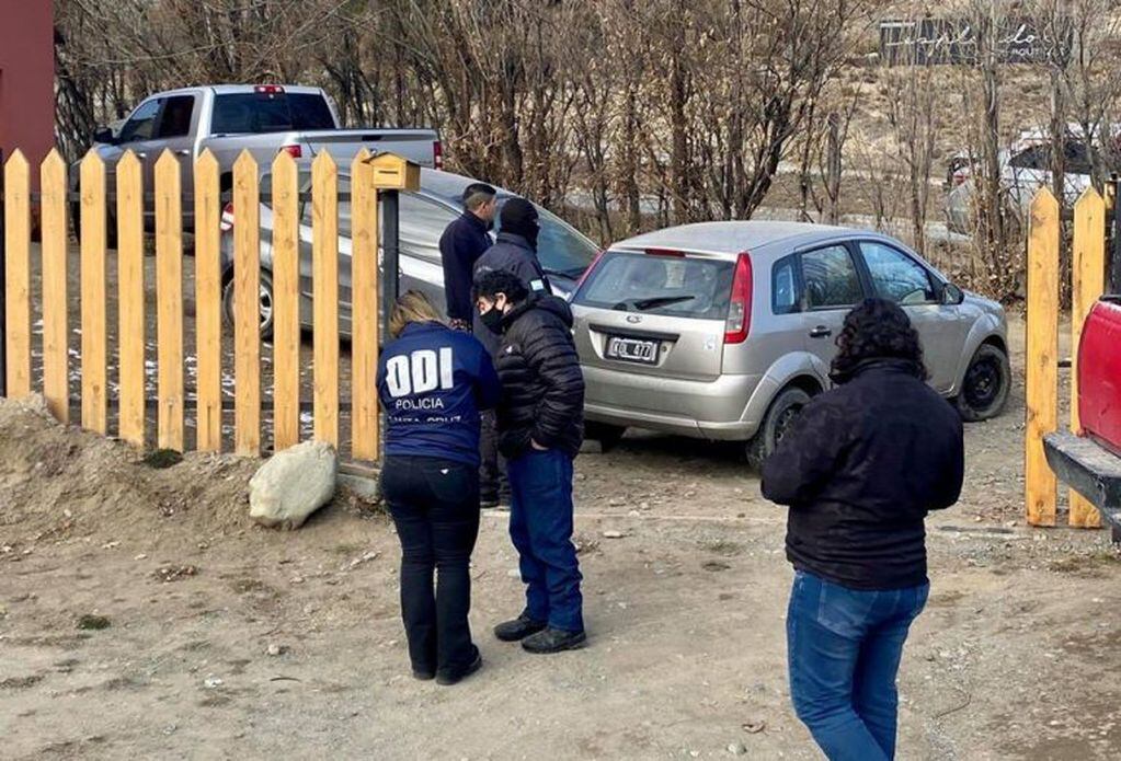 Secuestraron una camioneta en casa de un familiar del imputado Facundo Gómez.