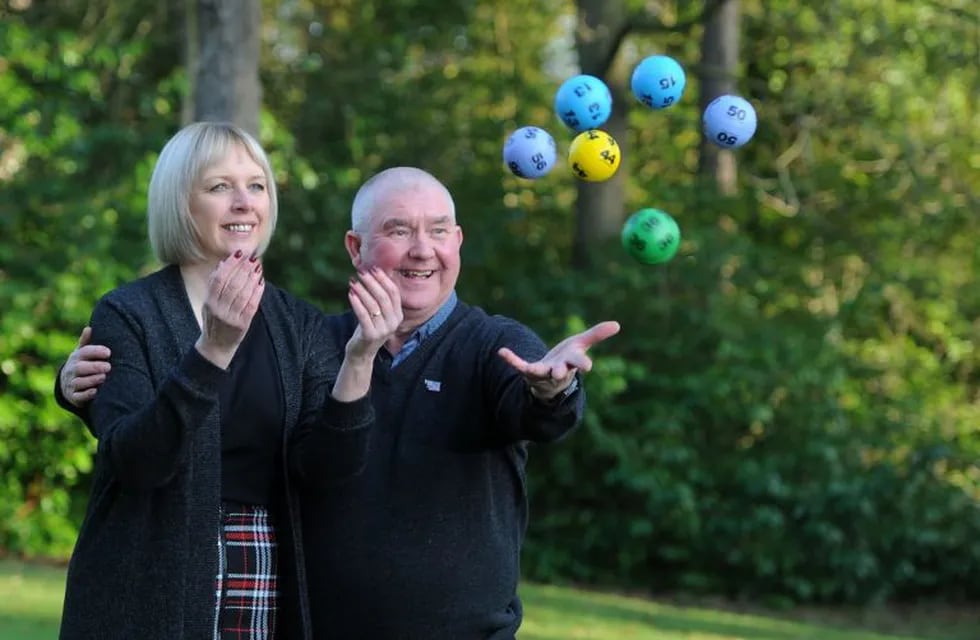 John y Allison McDonald ganaron más de 2 millones de dólares en la lotería.
