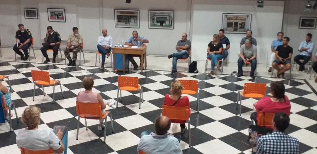 reunión Defensa Civil Tres Arroyos