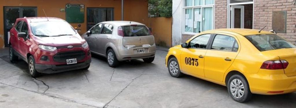 Vehículos retenidos por la Dirección General de Tránsito y Transporte, en operativos del fin de semana. (Foto: Prensa Municipalidad de San Salvador de Jujuy)