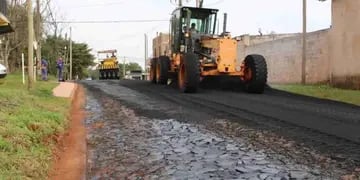 Continúan las obras de asfaltado en las calles obereñas