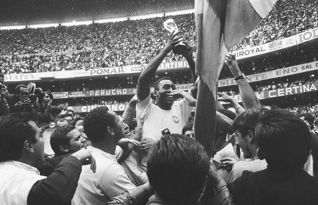 Pelé ganó tres Copas del Mundo con Brasil.