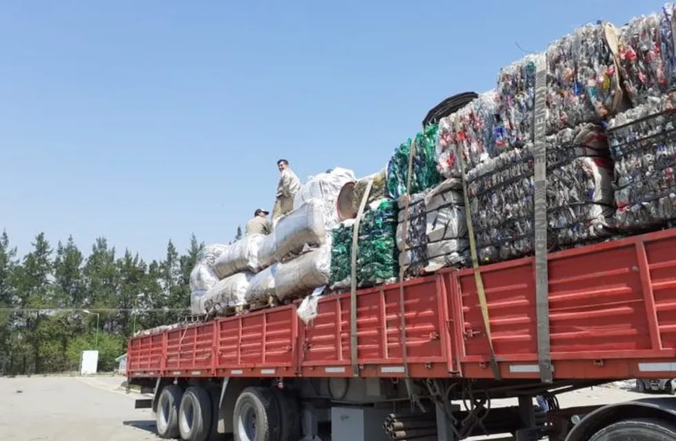 8 toneladas de material reciclable partieron del CIAT rumbo a Buenos Aires (Foto: Municipalidad de Tafí Viejo).